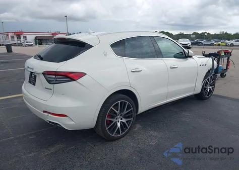 2022 Maserati Levante Gt из США, поврежденный, VIN ZN661XUA1NX394673